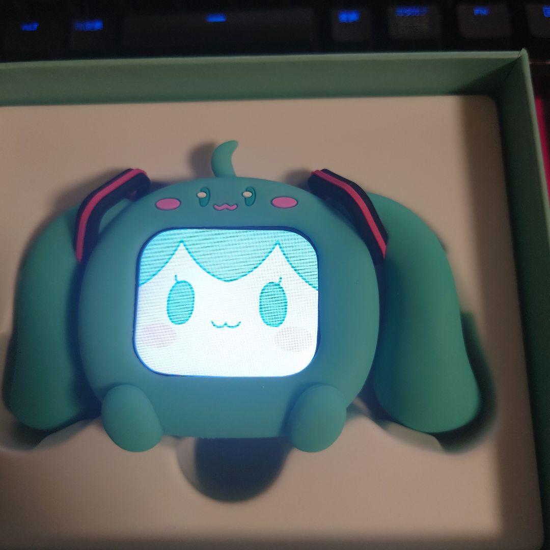 初音ミク × ビリビリ　限定ワイヤレスイヤホン cube face