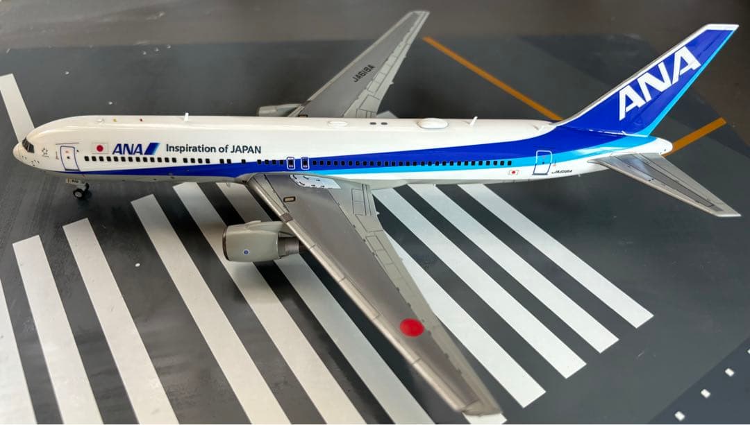 1/200 B 767-381ER JA618A完成品