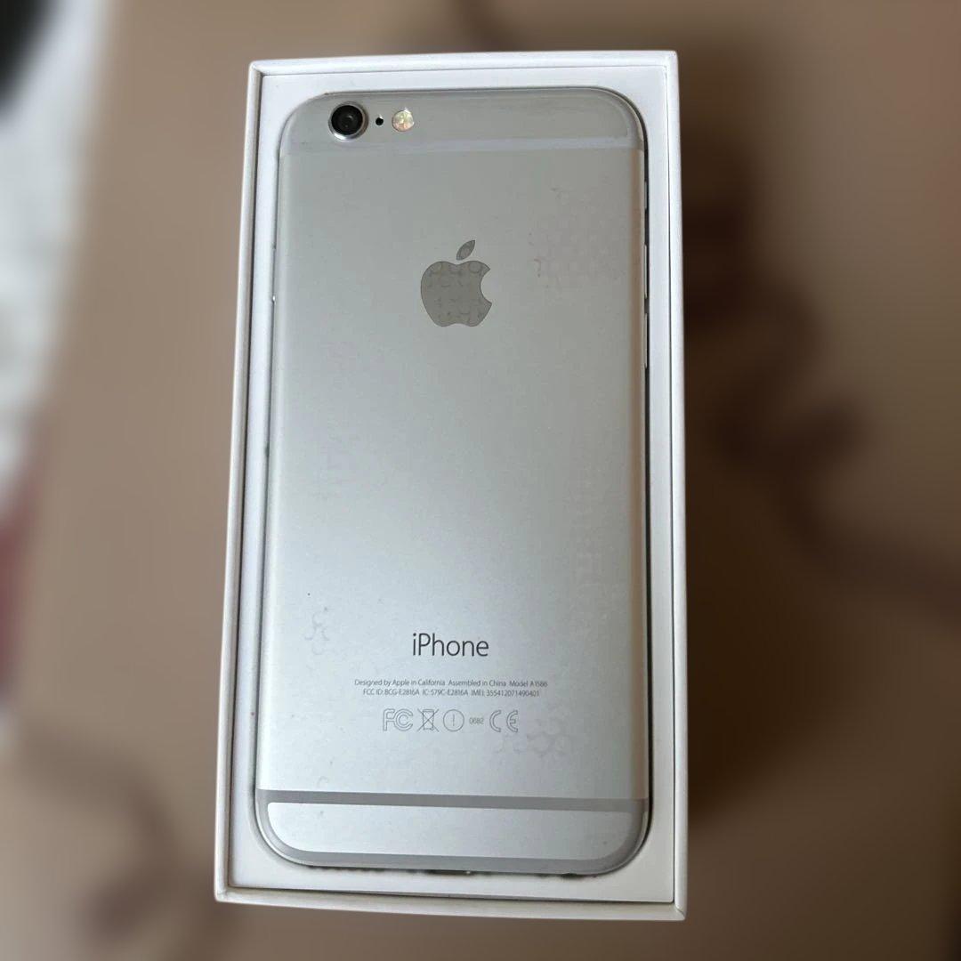 Apple iPhone 6 シルバー 本体64GB
