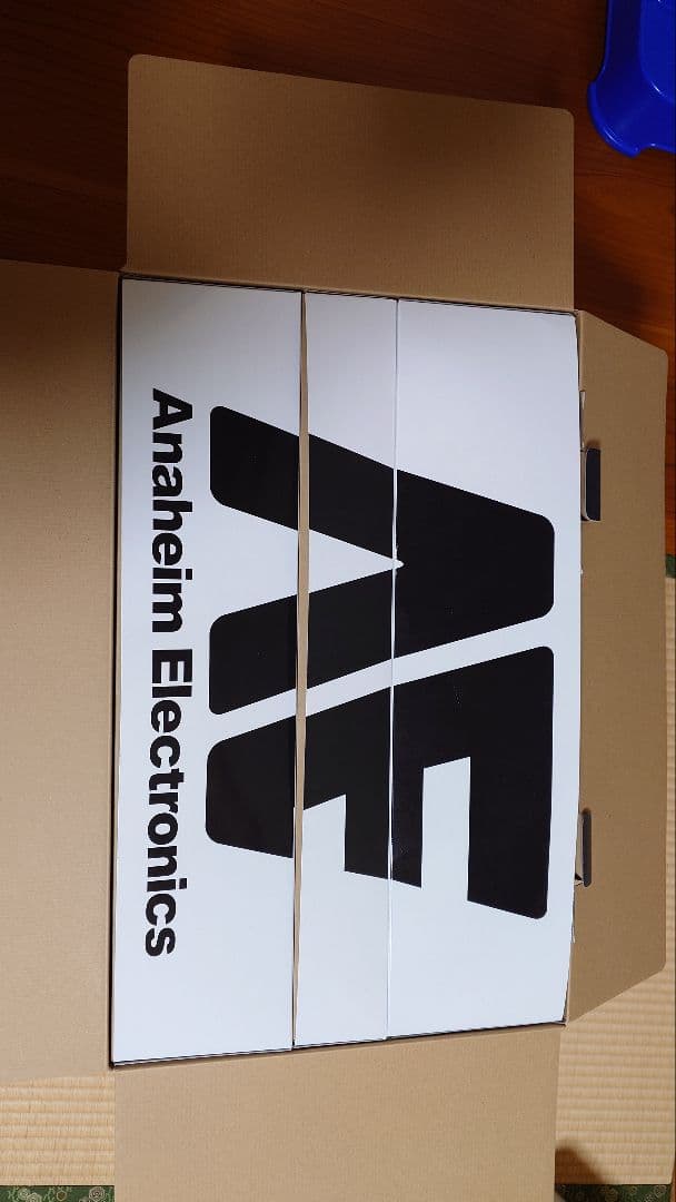 PG UNLEASHED 1/60 νガンダム完成品+LED組込み+　箱+おまけ