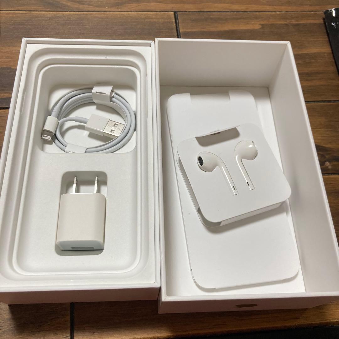 Apple iPhone 11 イエロー 本体　ジャンク品