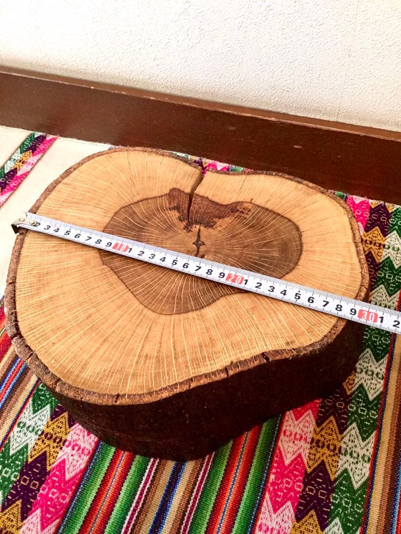 完売  天然樫の木で作成【大自然を感じられるハート型の切り株台】ちゃぶ台/座卓