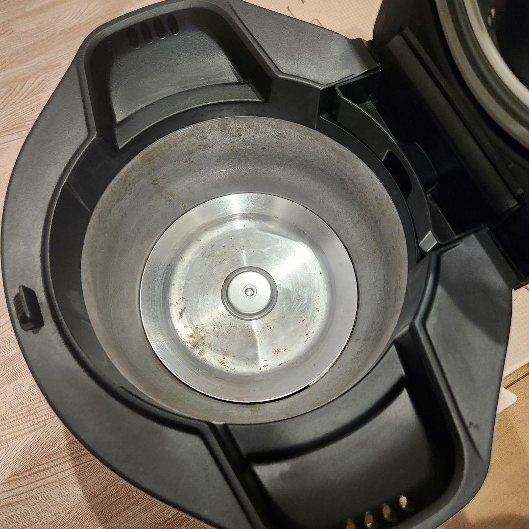 2022年製 SHARP ホットクック 1.6 ホワイト KN-HW16G-W