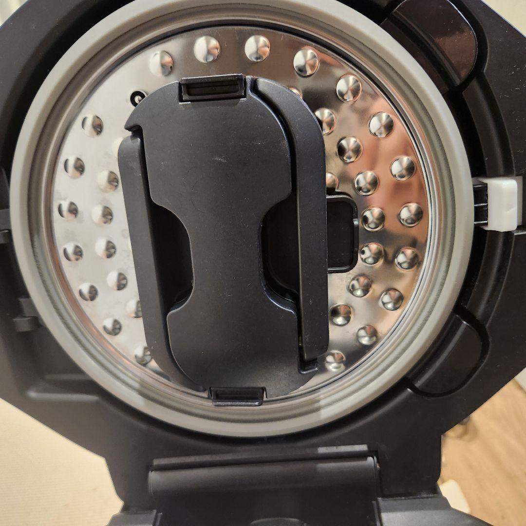 2022年製 SHARP ホットクック 1.6 ホワイト KN-HW16G-W