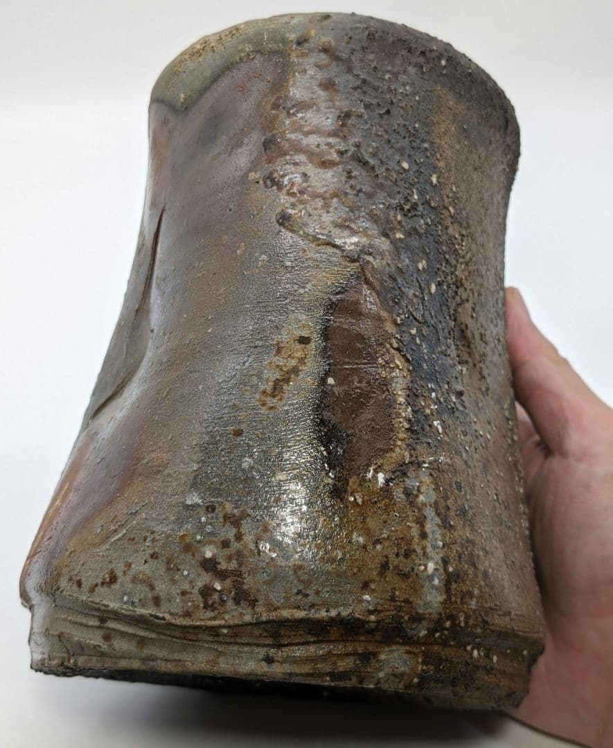 竹子窯 西川政彦 備前焼 窯変旅枕三角花入 花器 花瓶 フラワーベース 置物
