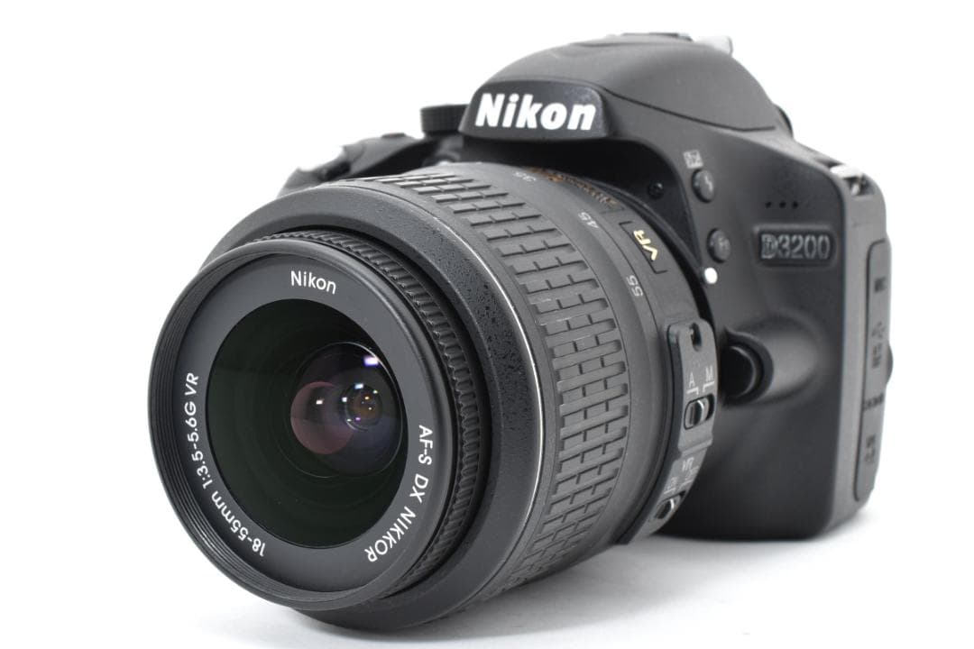 【極上品】ショット数3902回！Nikon D3200 レンズセット 豪華オマケ