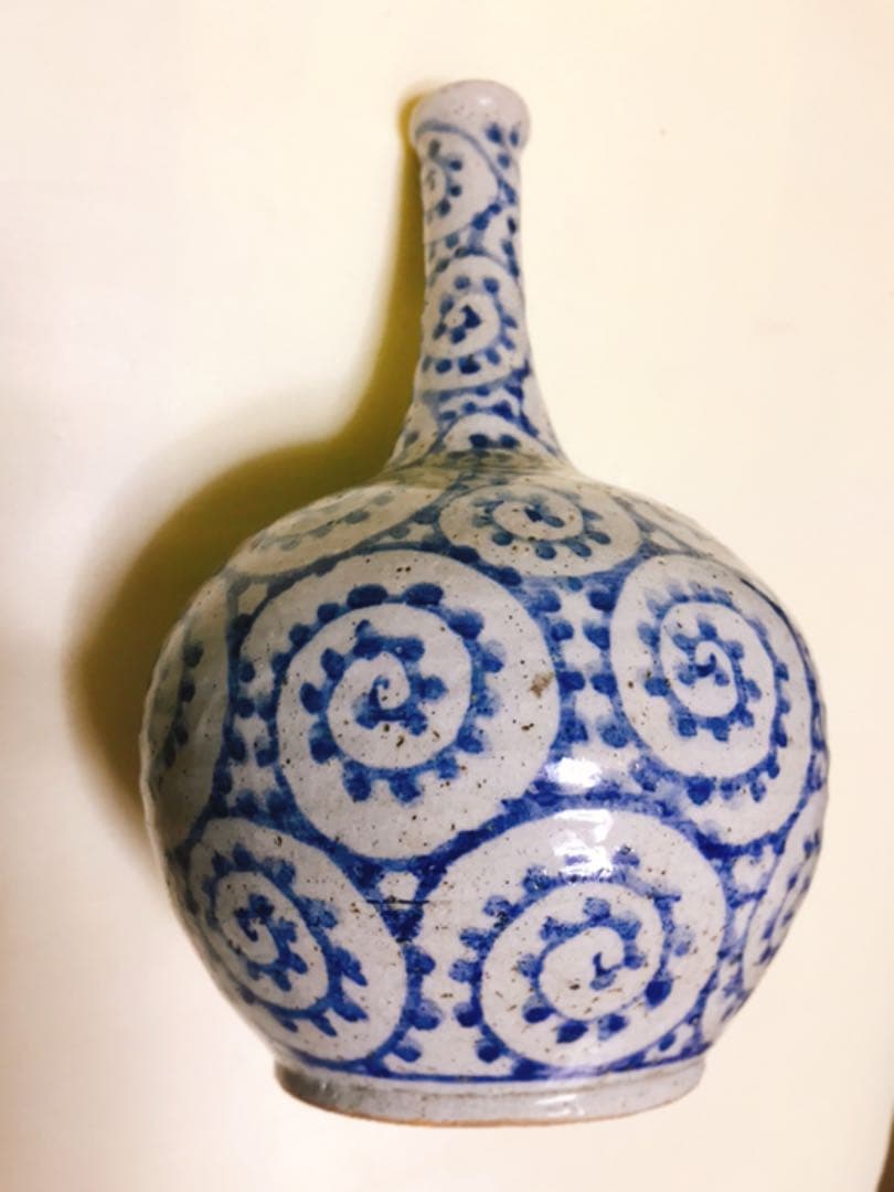 江户时期物品。たこ唐草の壺。花瓶。