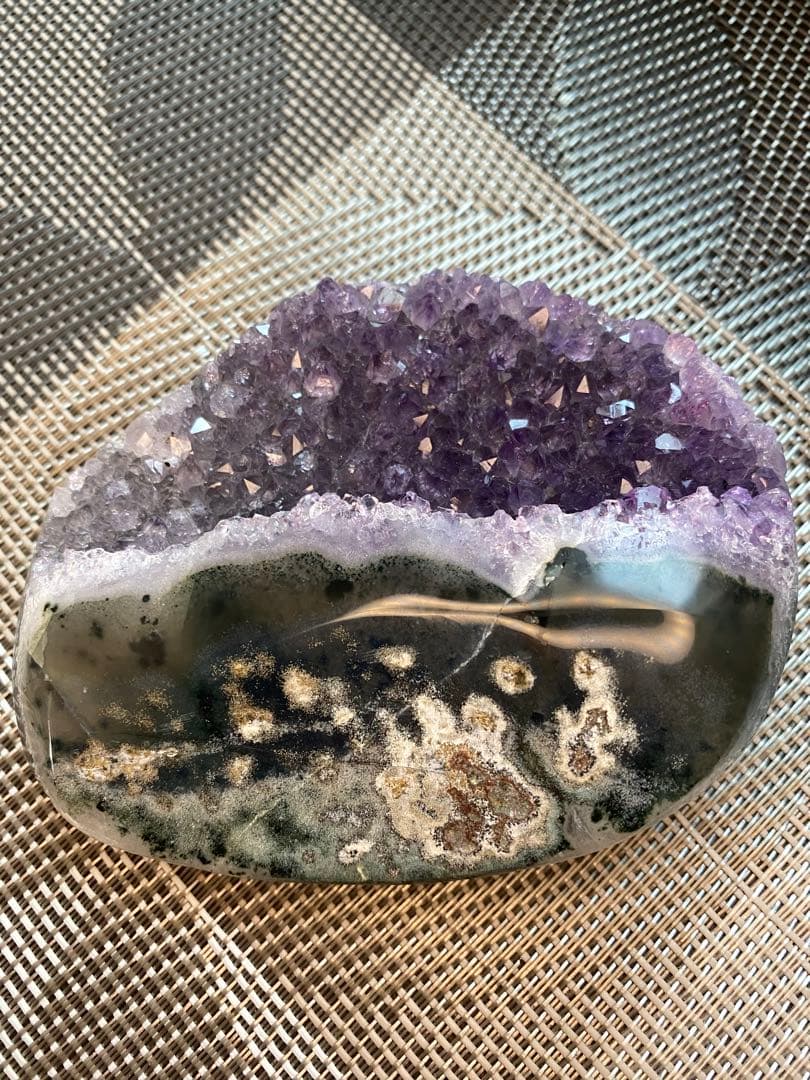 アメジスト クラスター 紫水晶 原石　瑪瑙母岩　高品質　紫水晶カッサ　195g