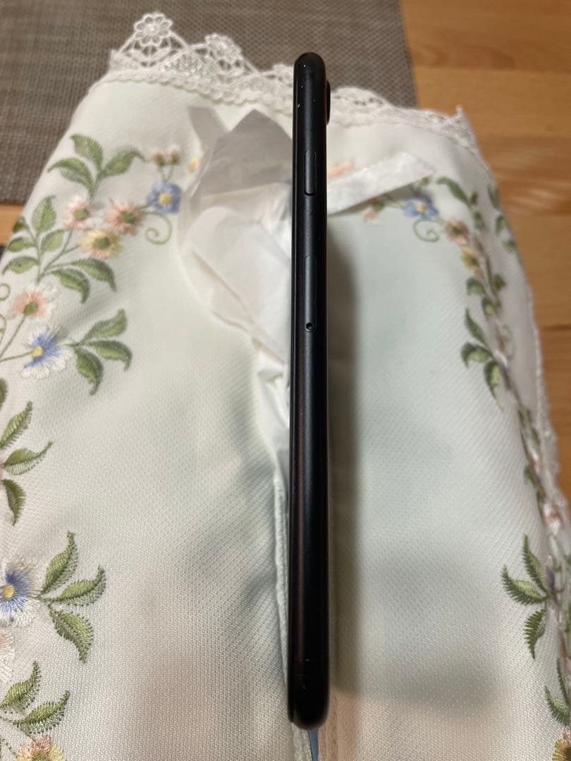 Apple iPhone 7 ブラック 128G