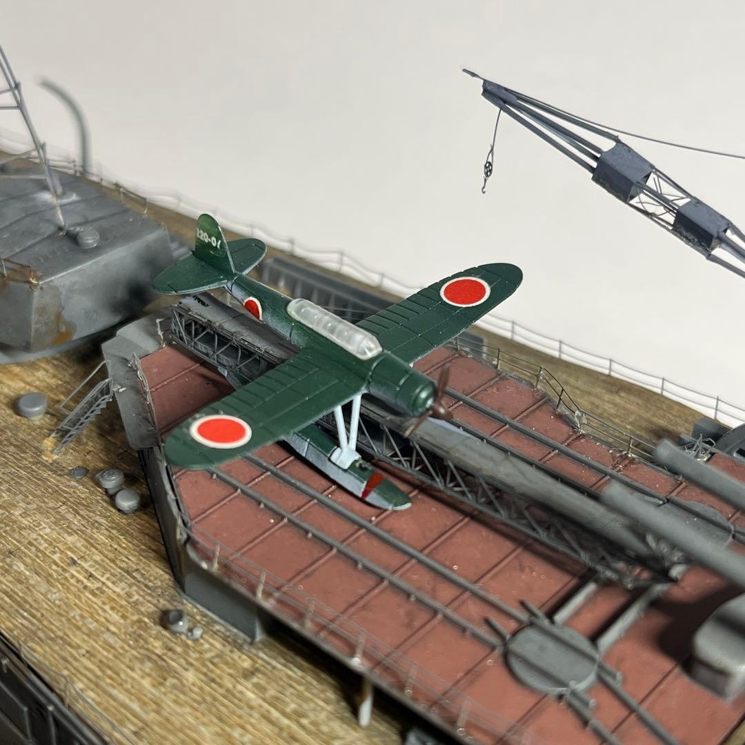 1/350 日本海軍　戦艦榛名　昭和17年時　フルハルモデル　飾り台付き