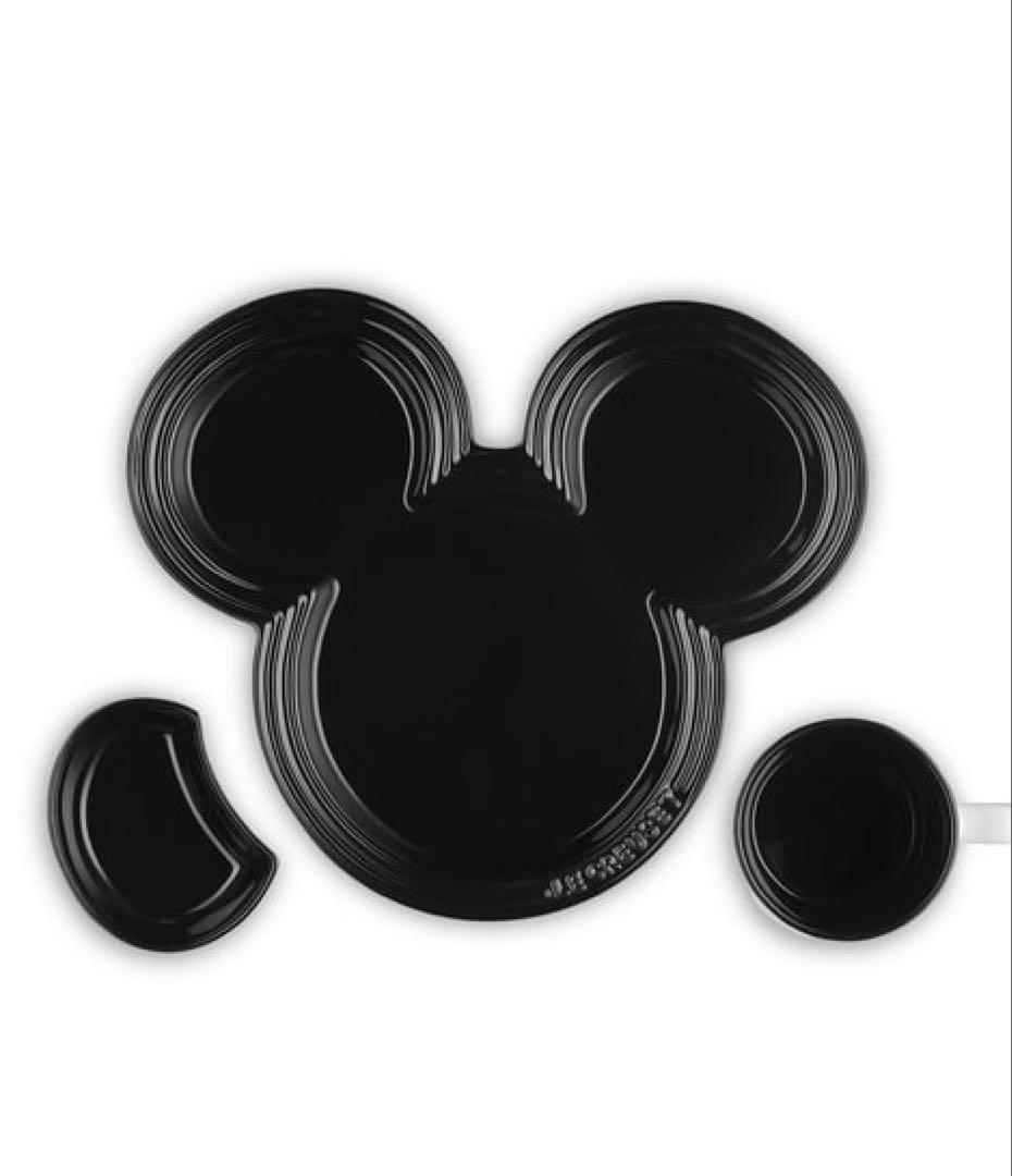 ル・クルーゼ　ミッキーマウス型プレートセット