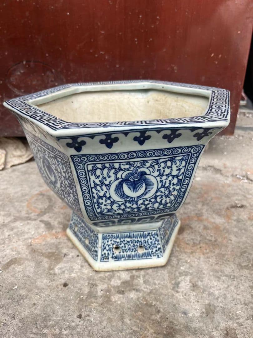 青花纏枝蓮六方鉢盆栽 工芸品 美術品 置物
