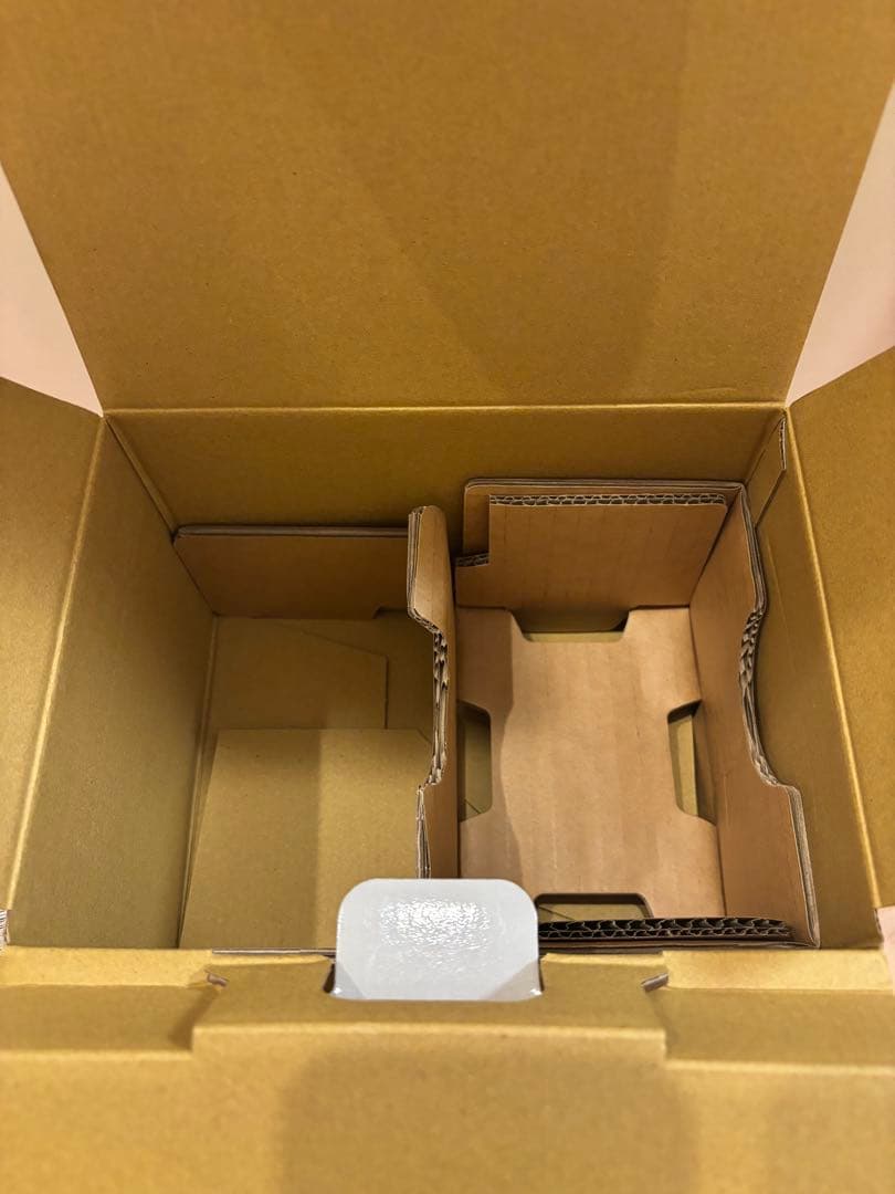 ジ*イ様 Canon EOS kiss x10 デジタル一眼レフカメラ