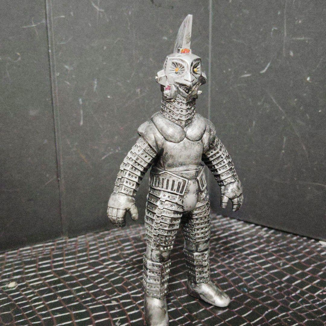 ウルトラ怪獣現行ソフビカプセル怪獣3体セット（ミクラス.アギラ.ウインダム）