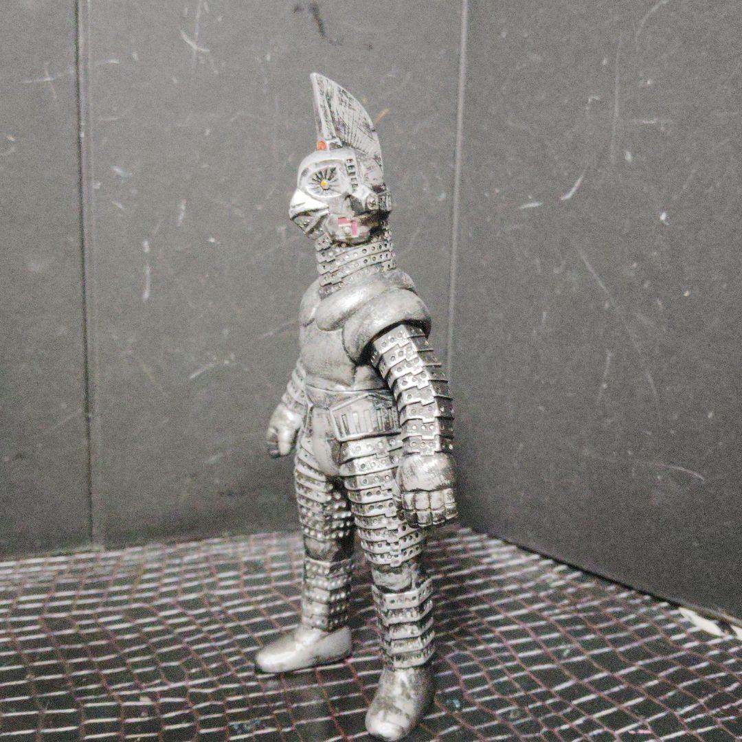 ウルトラ怪獣現行ソフビカプセル怪獣3体セット（ミクラス.アギラ.ウインダム）