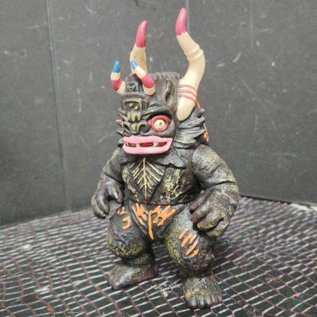 ウルトラ怪獣現行ソフビカプセル怪獣3体セット（ミクラス.アギラ.ウインダム）
