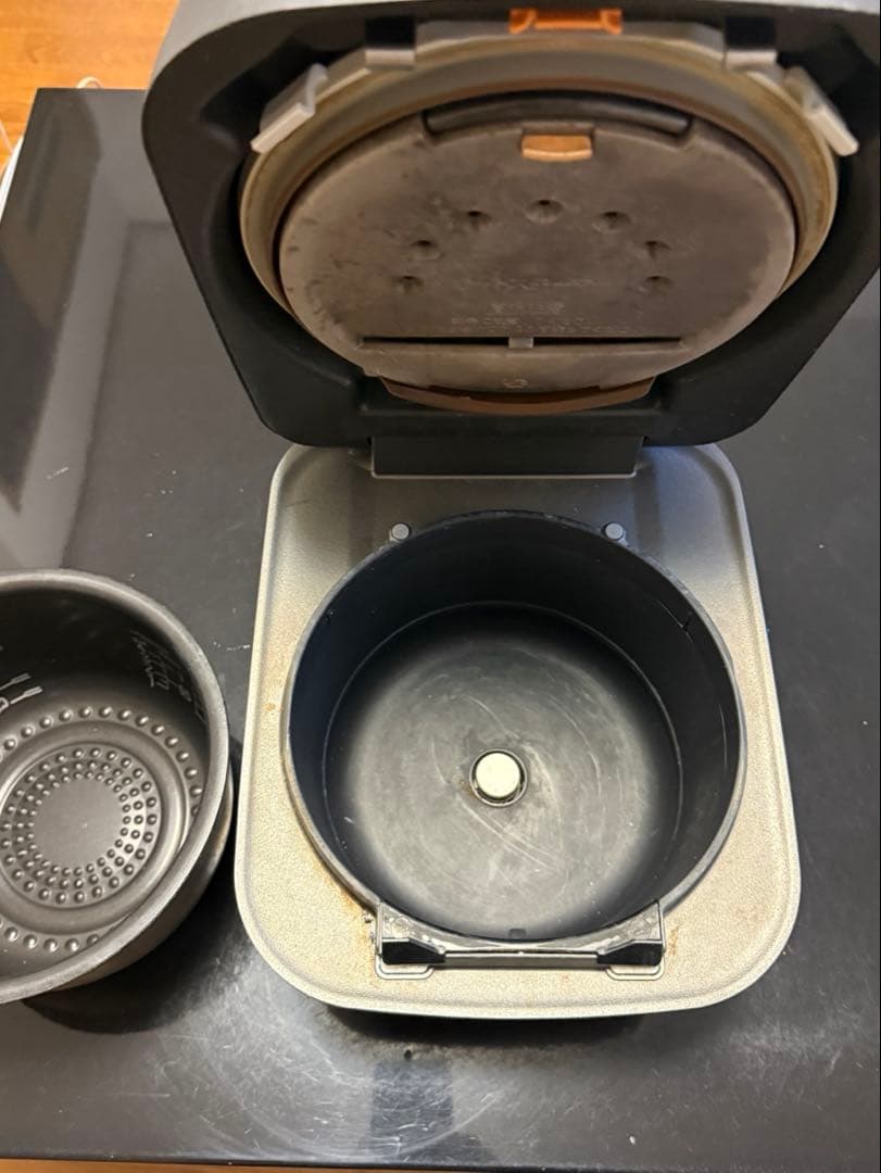 HITACHI 圧力&スチーム IHジャー炊飯器 RZ-W100DM