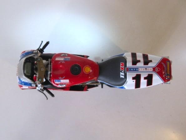 特価 MINICHAMPS (1/12) ドゥカティ 998R