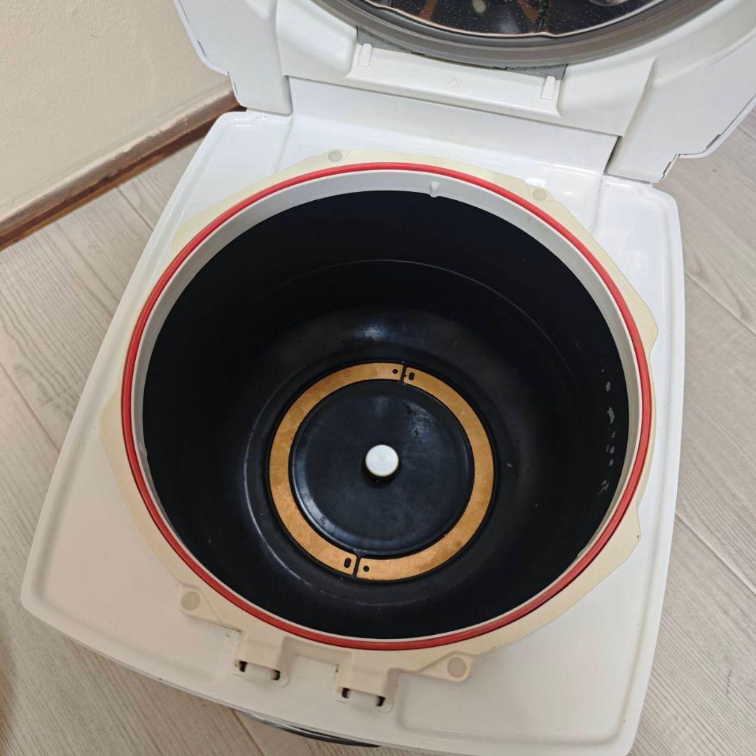 MITSUBISHI 三菱 IH炊飯器 NJ-VV106-W（5.5合）