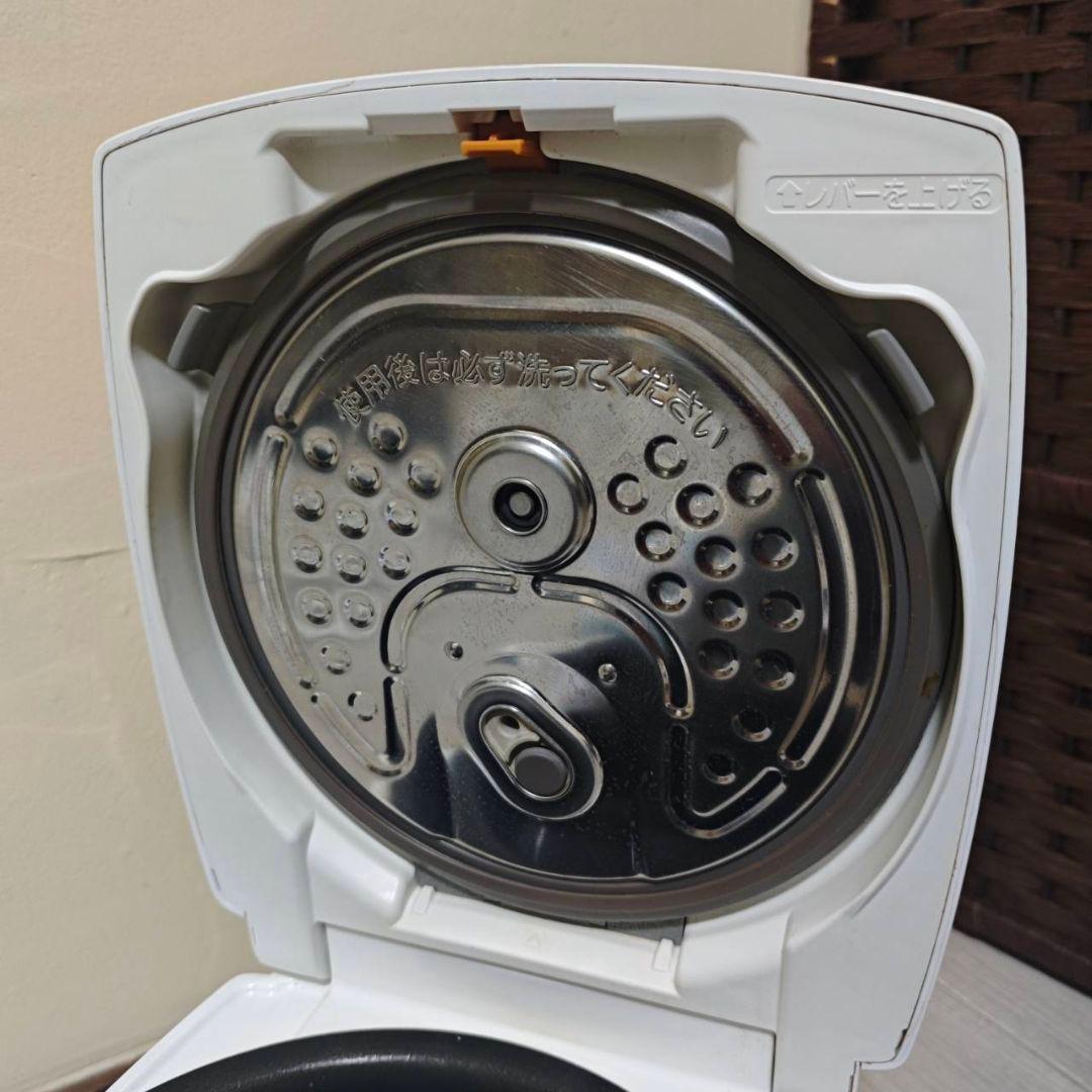 MITSUBISHI 三菱 IH炊飯器 NJ-VV106-W（5.5合）