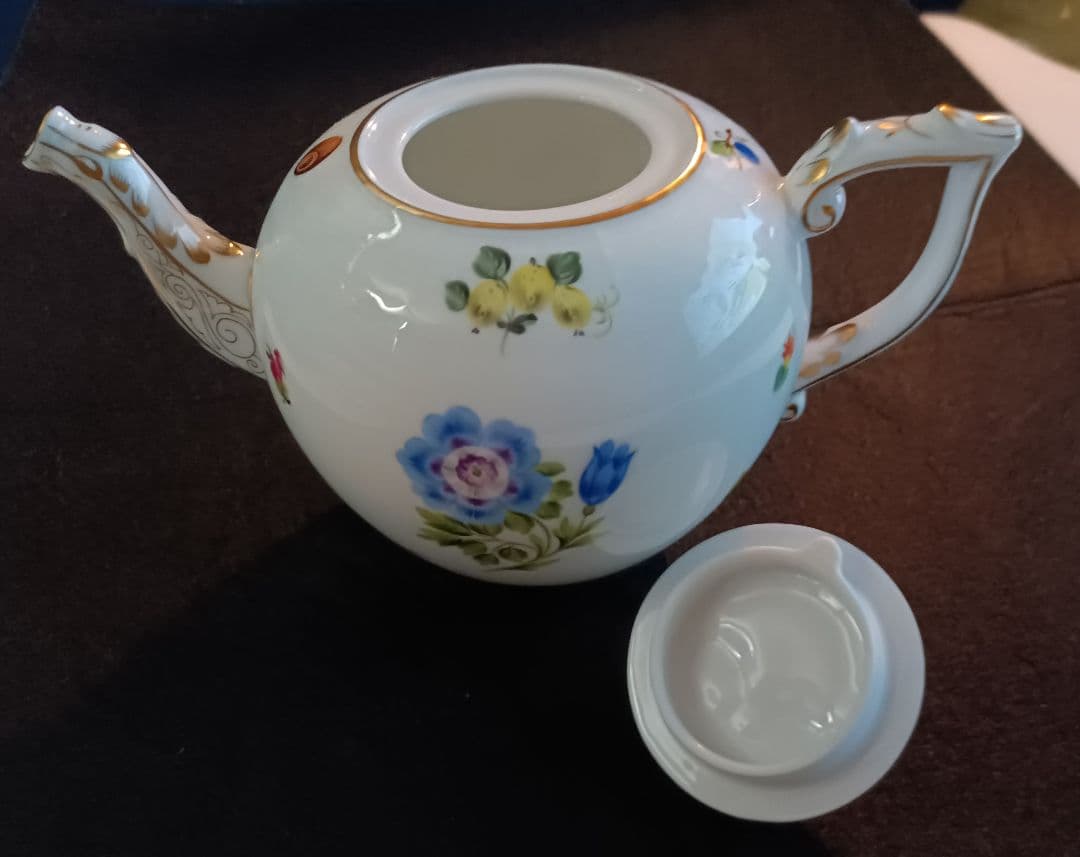 【ヘレンド】HEREND　フルーツエスキース　フラワ　ーポット　果実　チェリー