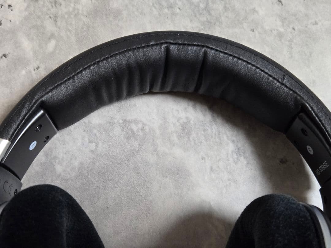 ヘッドホン Sennheiser HD 599SE