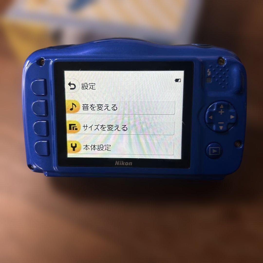 防水 Nikon COOLPIX W100 デジタルカメラ