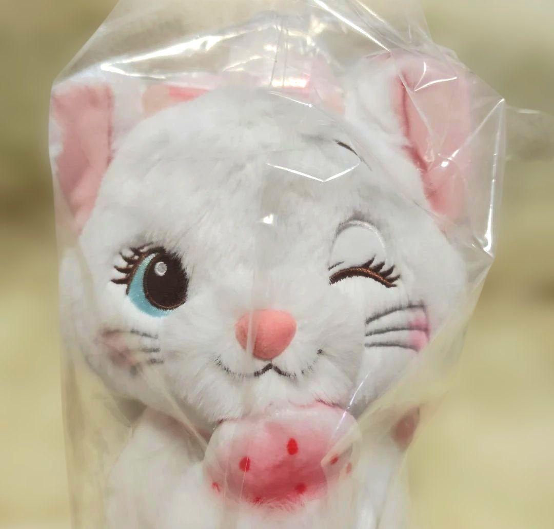 マリー　ぬいぐるみ　苺　イチゴ　いちごの香り　ディズニー　猫の日