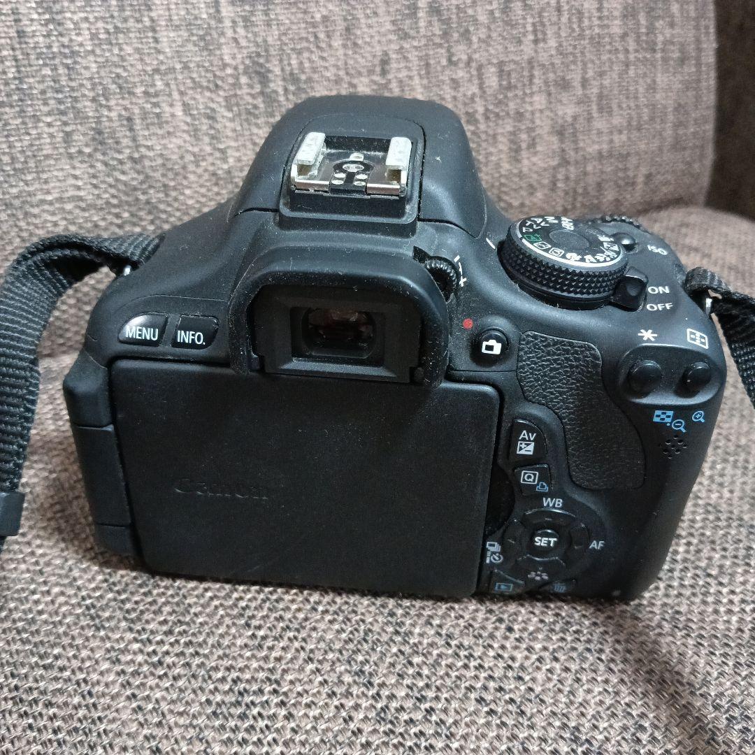 【2月18日まで値下げ】Canon EOS Kiss X5 一眼レフカメラ