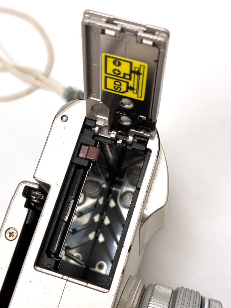 26H1-122 オリンパス PEN E-PL9 付属品完品 通電確認済み