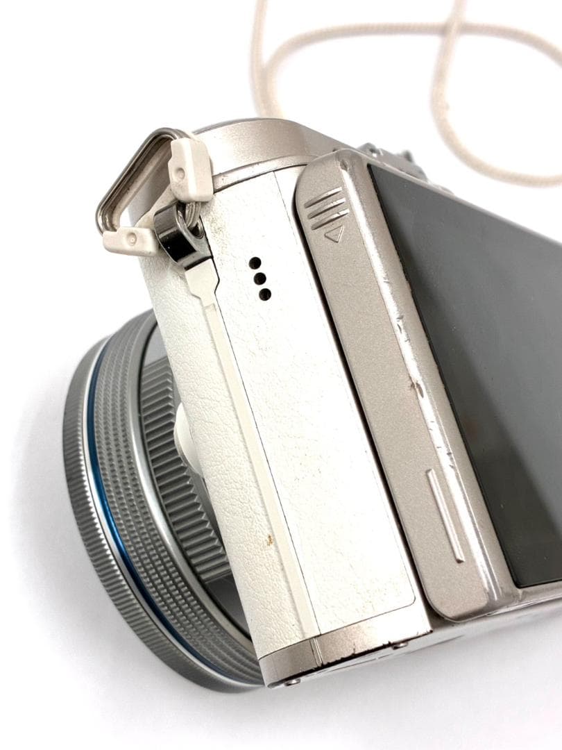 26H1-122 オリンパス PEN E-PL9 付属品完品 通電確認済み