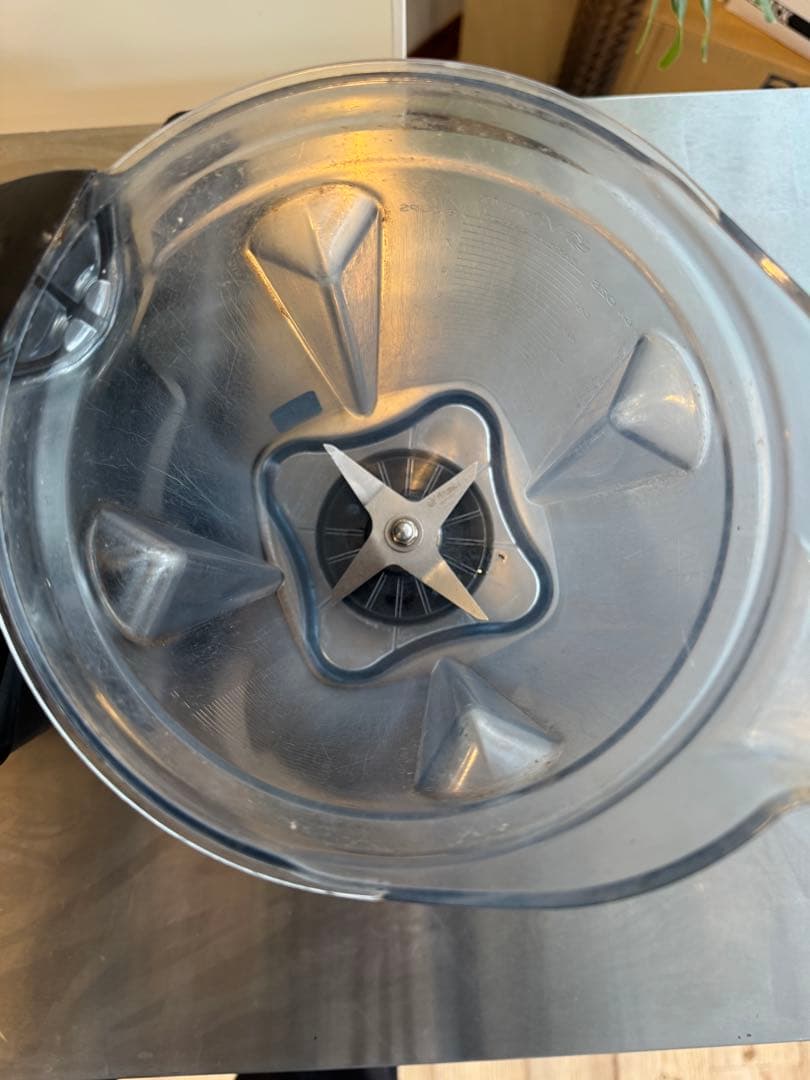 Vitamixブレンダー VM0202A ミキサー 定価約7万円 スムージー