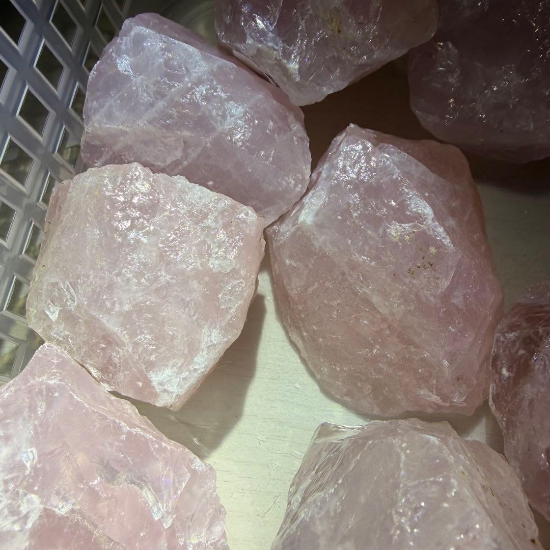天然石 割り原石 まとめ売(1ロット) 2.5kg（ローズクオーツ・クオーツ）