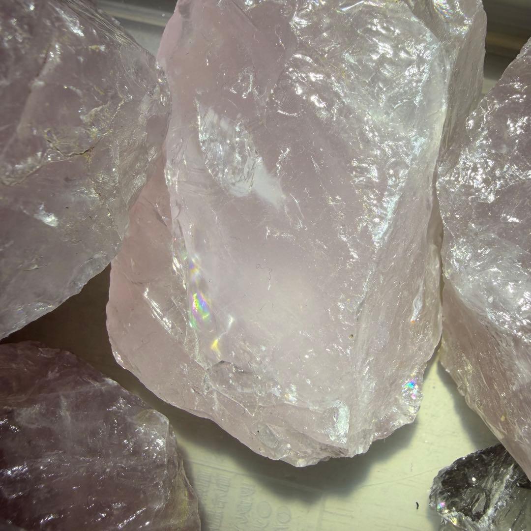 天然石 割り原石 まとめ売(1ロット) 2.5kg（ローズクオーツ・クオーツ）