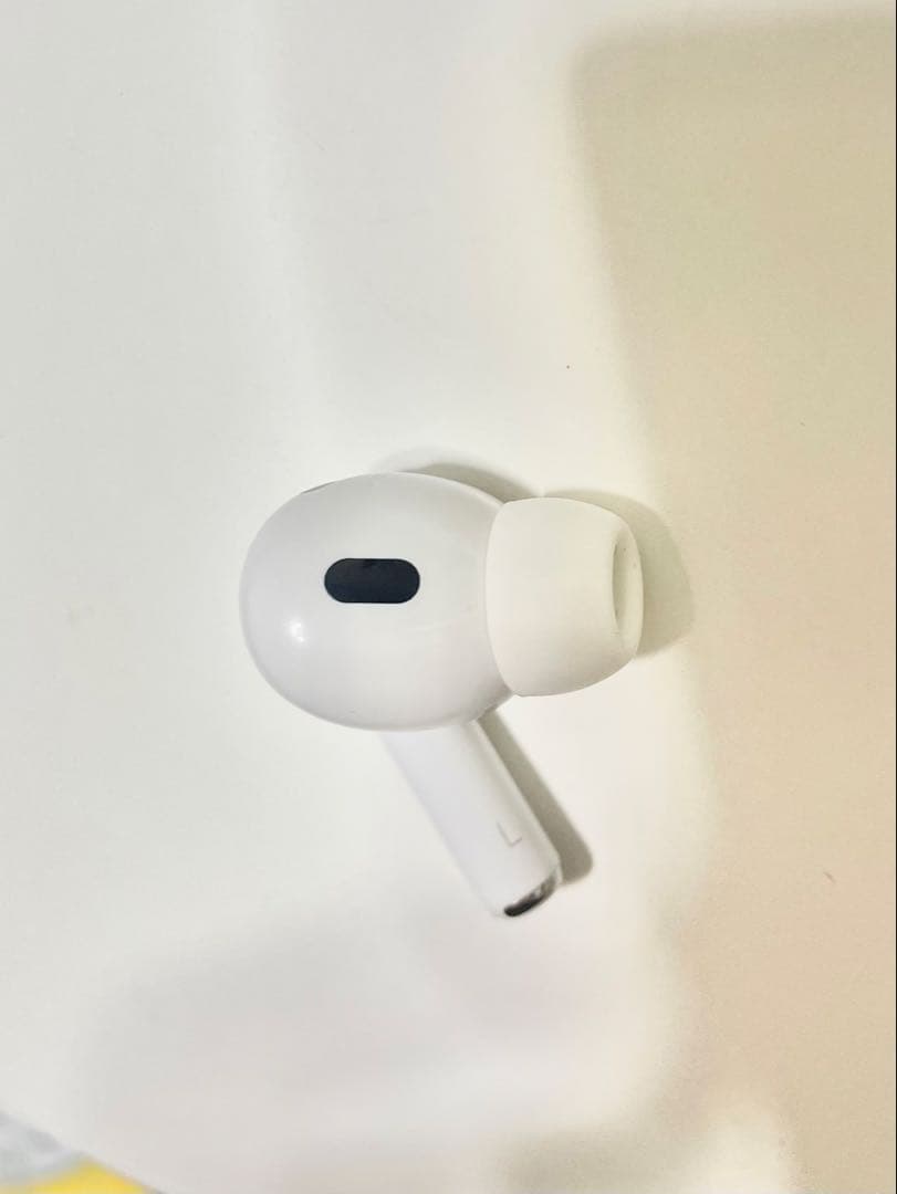 AirPods Pro2 左耳のみ　イヤーチップつき
