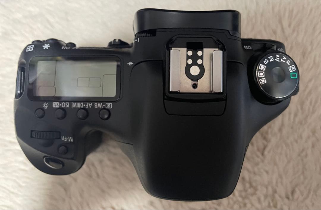 Canon EOS 7D 本体　美品／レンズ・カードリーダー・ストロボ・カバー付