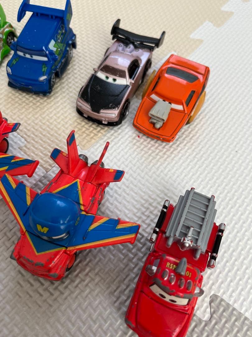 カーズ ミニカー 66台セット
