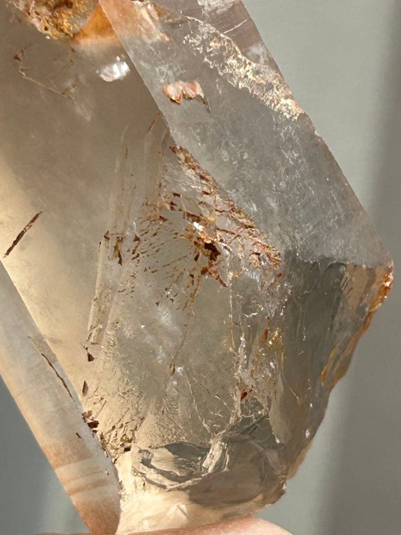 タンジェローズレムリアン 〜古代の記憶を纏う、朱のレムリアン〜