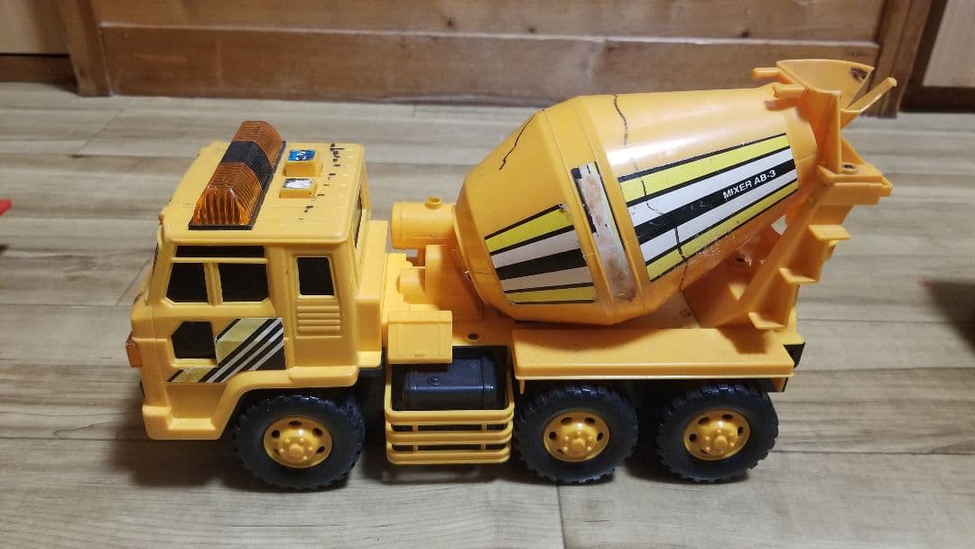 レトロ、希少品★作業車　リモコンクレーン車 大量セット　おもちゃ