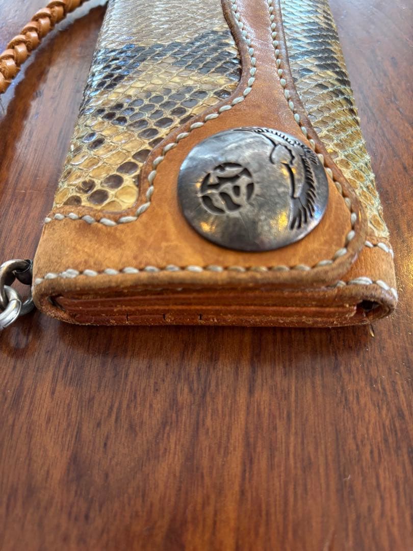 ビーズ屋公ちゃん　サドルウォレット　パイソンF タイプ　きなり