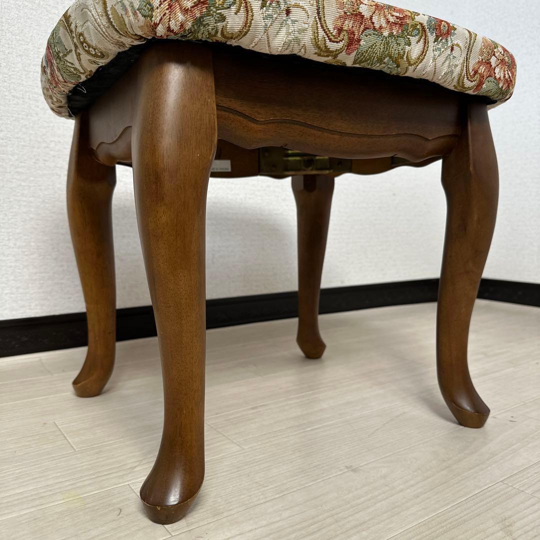【展示品】ゴブラン織 花柄 スツール オットマン レトロモダン 猫脚 i4※