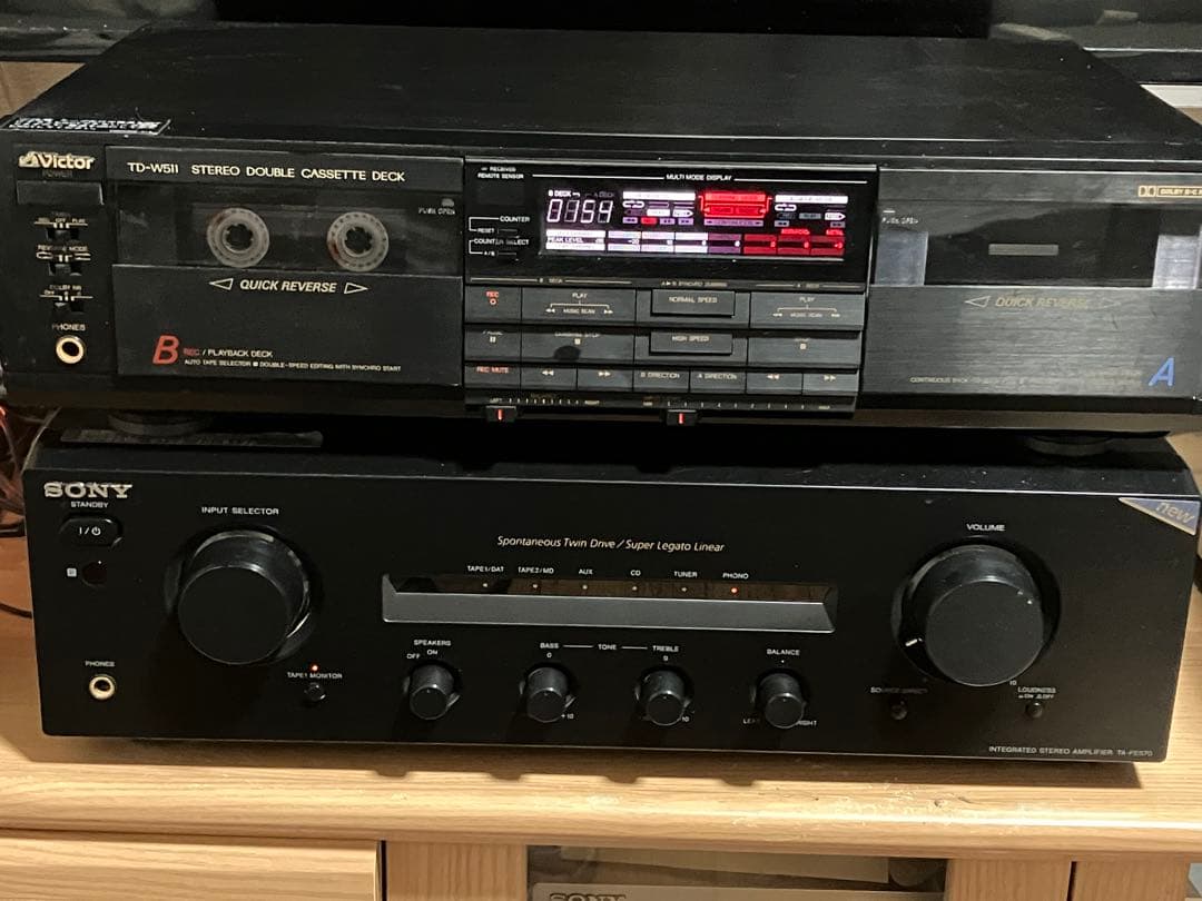 【動作品】Victor TD-W511 ステレオダブルカセットデッキ／リモコン付