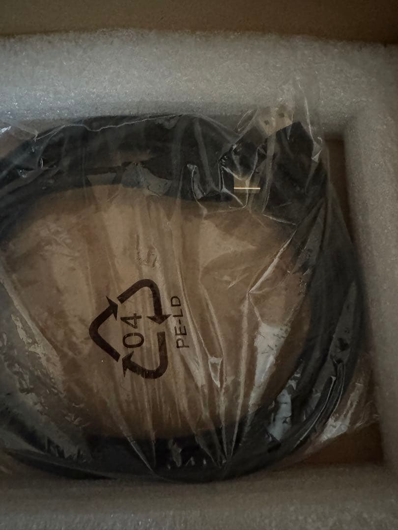 Qriom QMM-133 13.3インチ　モバイルモニター　ディスプレイ