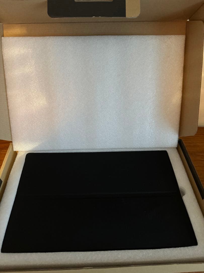 Qriom QMM-133 13.3インチ　モバイルモニター　ディスプレイ