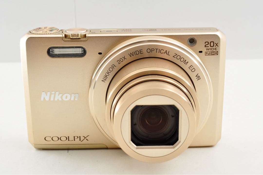 美品　Nikon COOLPIX S7000 ゴールド デジカメ