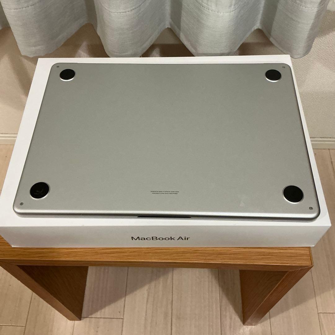Apple MacBook Air 13.3インチ M4 16GB シルバー