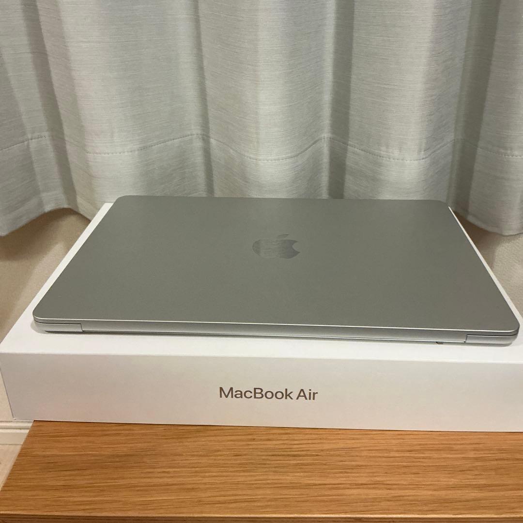 Apple MacBook Air 13.3インチ M4 16GB シルバー