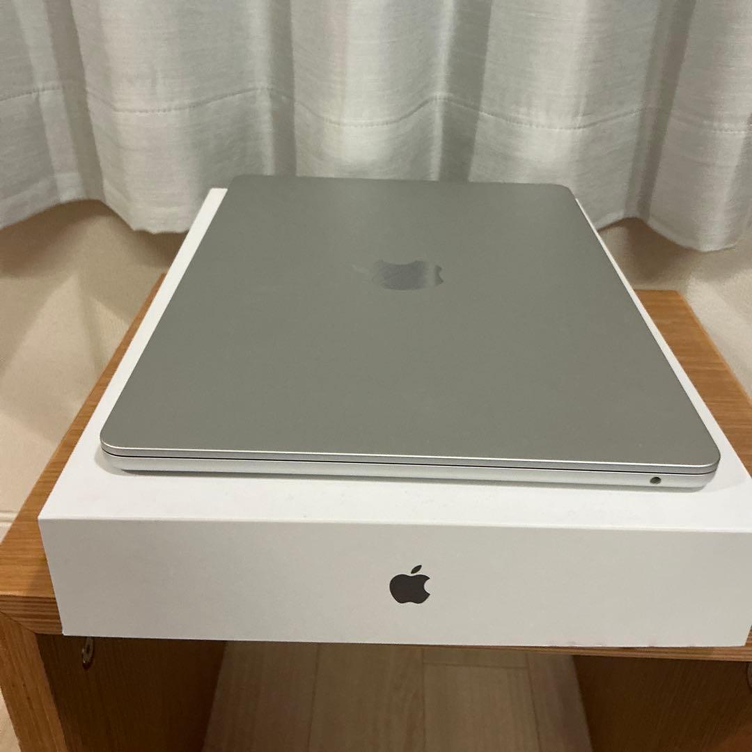 Apple MacBook Air 13.3インチ M4 16GB シルバー