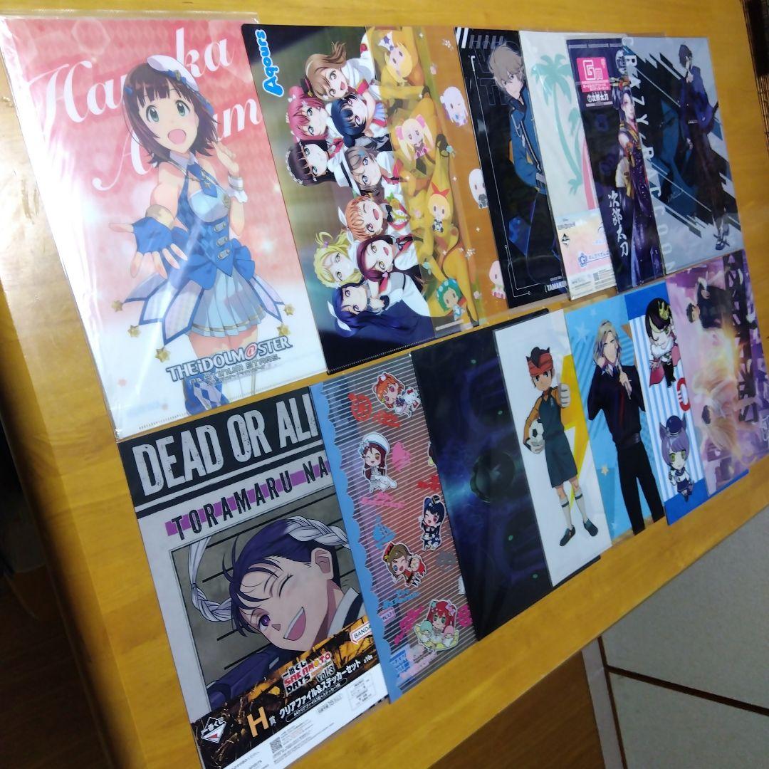 アニメ ノンジャンル 美少女系など　Ａ−４クリアファイル まとめ売り大量２５０枚