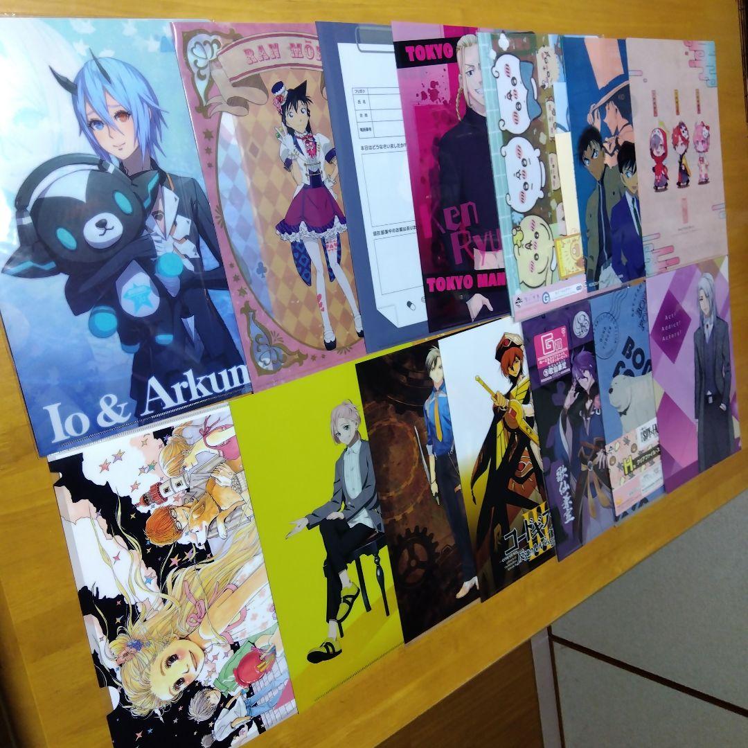 アニメ ノンジャンル 美少女系など　Ａ−４クリアファイル まとめ売り大量２５０枚